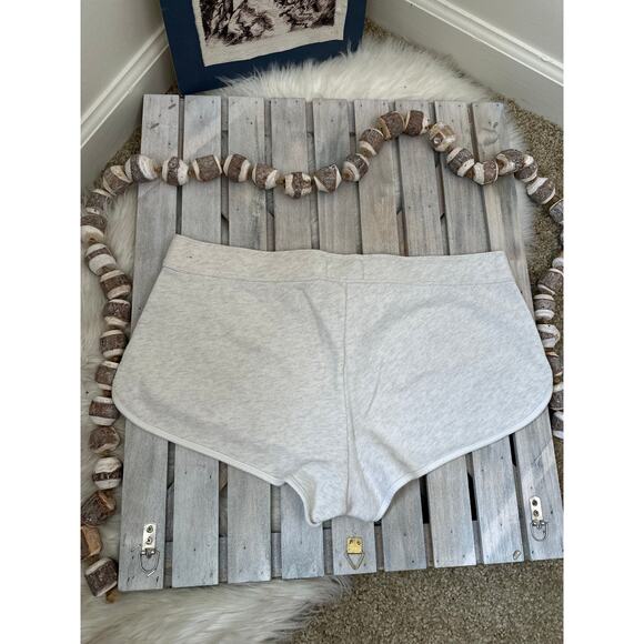 Vintage Y2K Abercrombie & Fitch NY White Gray Heather Mini Short Booty Shorts - Picture 4 of 7